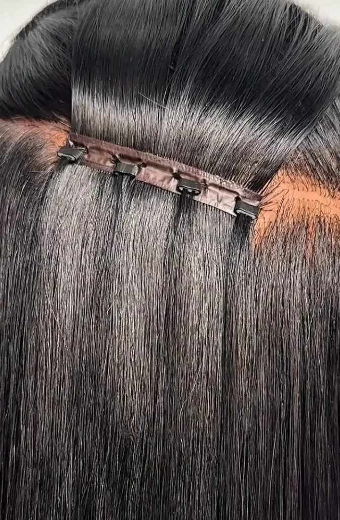 Butterfly Weft Tresse für Haarverlängerung und Haarverdichtung bei Cooltroom in München Bogenhausen